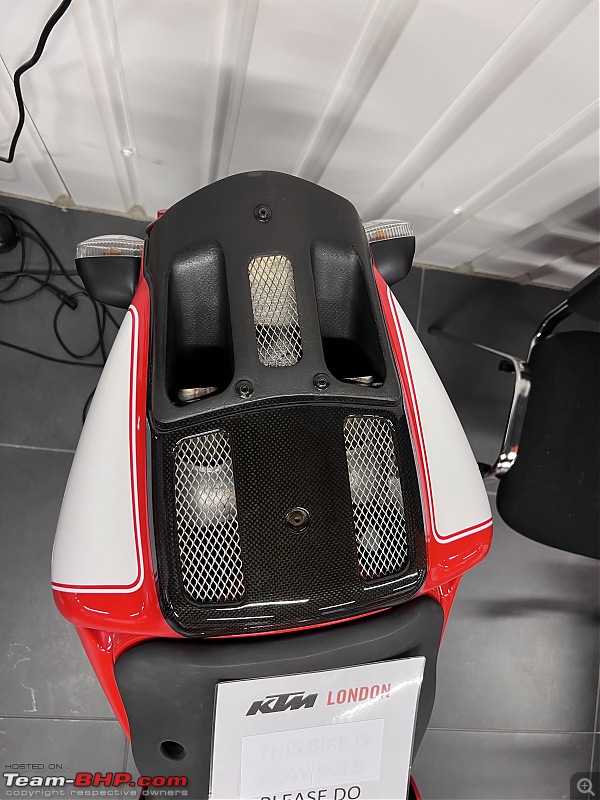Ducati 848 EVO Corse Review | Story of Bianca-04f1f66faf1a41e3bcf5b56b6ca67863.jpeg
