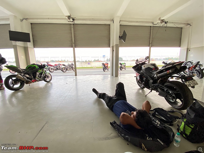 Review: My Yamaha R1 (WGP 50th Anniversary Edition)-img_9969.jpeg