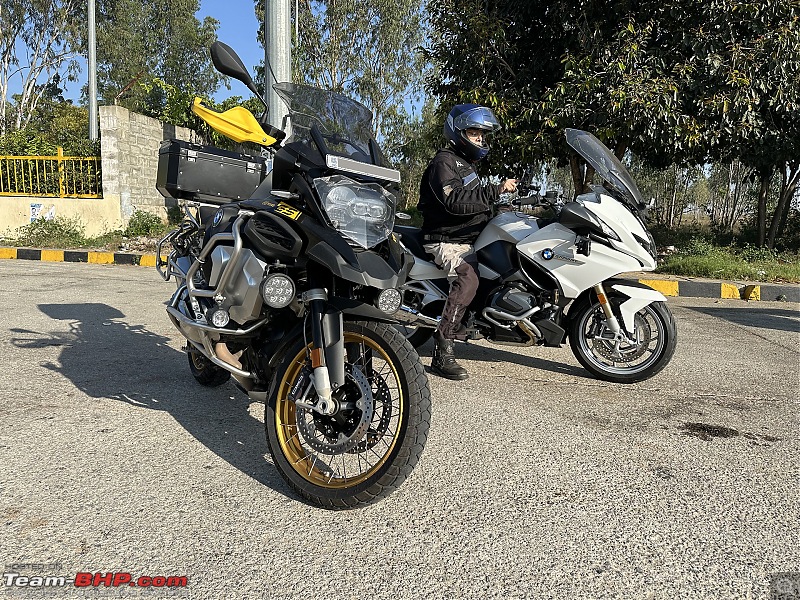 BMW R1250RT Review | The White Travel Tourer-rt_gs_side.jpg