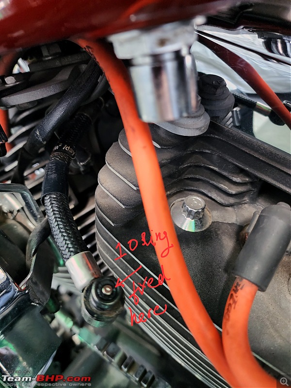 Harley-Davidson Heritage Softail Classic FLSTC: The Comprehensive Review-harley-heritage-fuel-line-leak-15022024_3.jpg