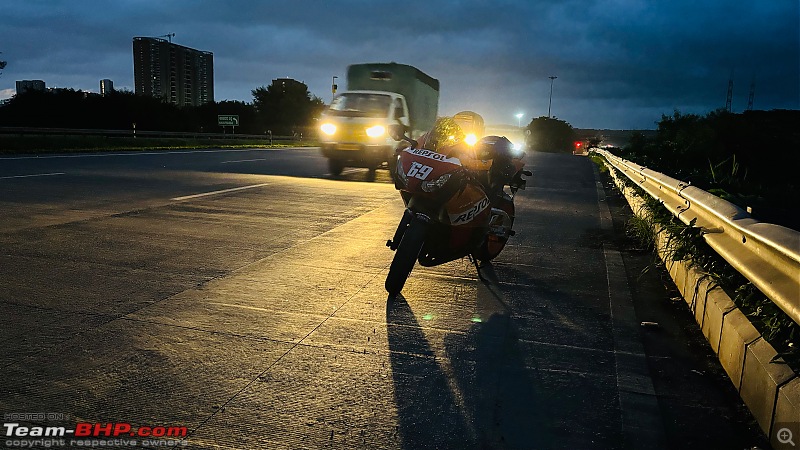 Review: My Yamaha R1 (WGP 50th Anniversary Edition)-1.jpeg