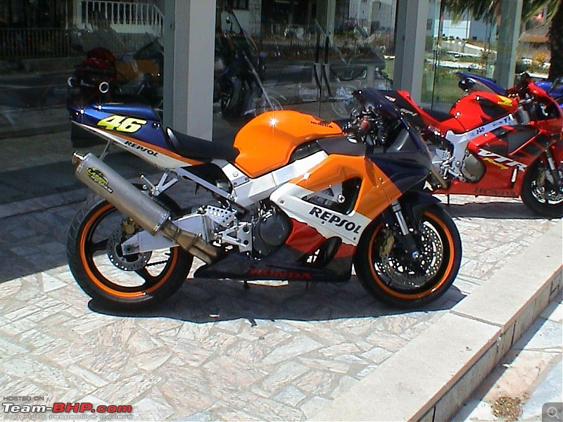 New colour scheme for CBR 954-_cbr900_repesol_42ca4c992a4c7.jpg