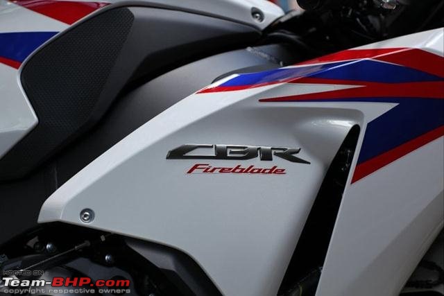 2012 Honda CBR 1000RR Fireblade - Revealed!-318719_262692560425901_161251870569971_1021012_7463573_n.jpg