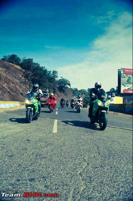 Superbikes spotted in India-group-riding-lonavala.jpg