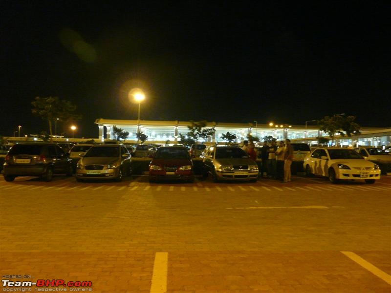 Quick Meets at Bangalore-cars-parket-bial-p2-parking-lot.jpg