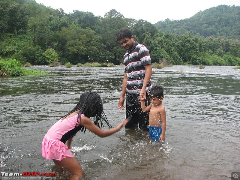 Bangy Drive to Athirapally waterfalls (Indian Niagara)-img_2552.jpg