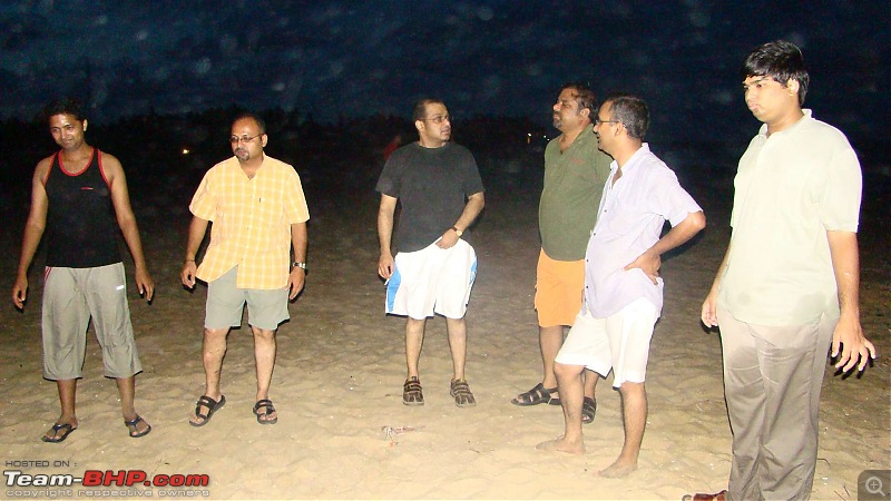 The "Rendez-vouz at Pondichery" meet. Giving time a break.-thecrowdatbeach1.jpg