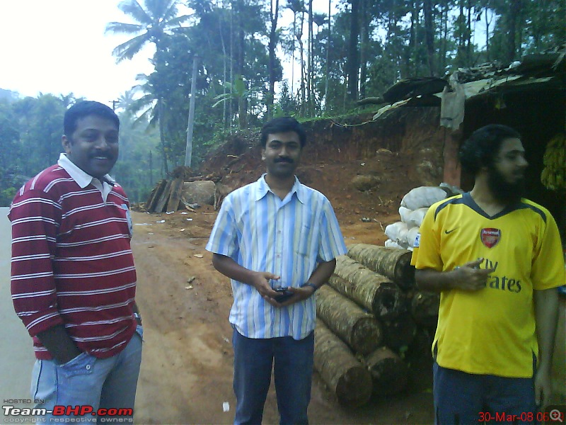 April 2008 Cochin - 4 days of meets and 1 great drive!-tea-stop.jpg