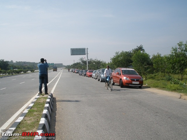 Bangalore TBHP Yelagiri drive report: A record turnout and the sound of revving cars!-pc070030.jpg