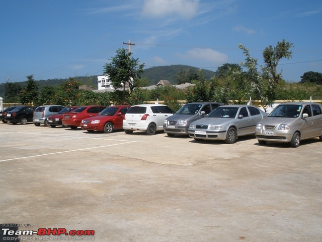 Bangalore TBHP Yelagiri drive report: A record turnout and the sound of revving cars!-pc070058.jpg