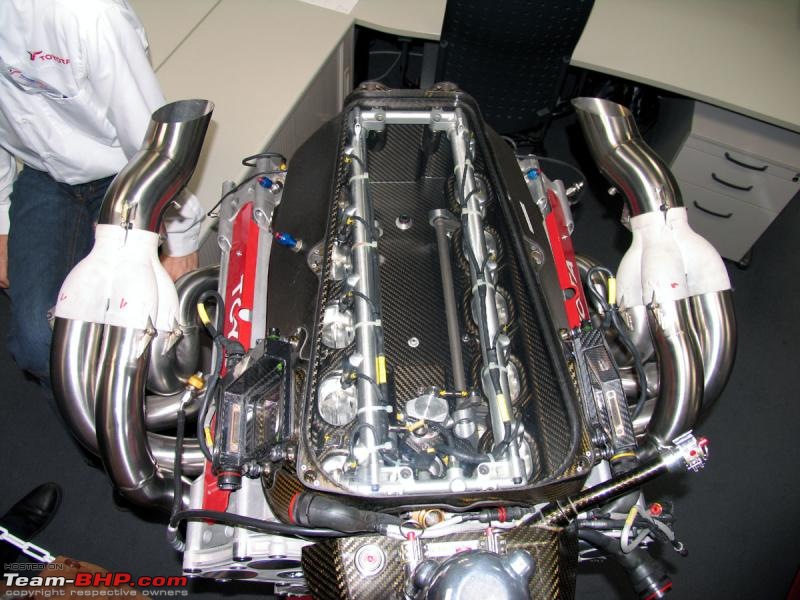 Formula 1 Engine pics-toyotav10.jpg