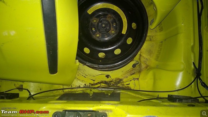 Fiat Palio S10 - Now, Restoration Complete!-spare-wheel-well.jpg