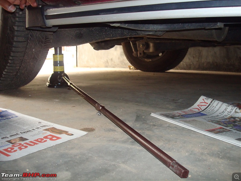 Pictorial Guide: How to change a flat tyre!-dsc00514a.jpg