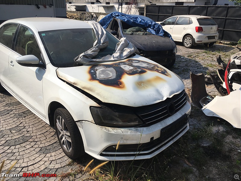 My 1.5 year old Volkswagen Jetta caught fire! EDIT : Now RESOLVED!-img_2832.jpg