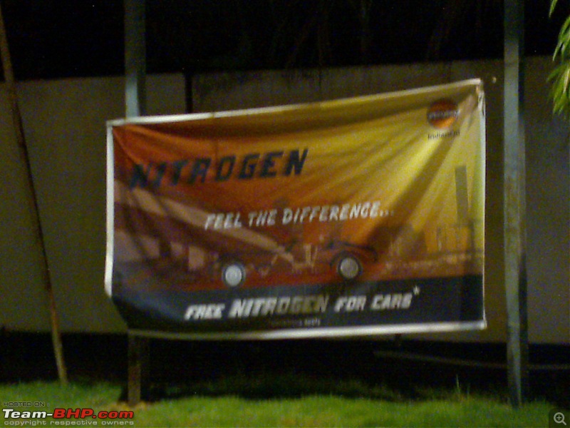 Inflating tyres with dry nitrogen-24082009094.jpg