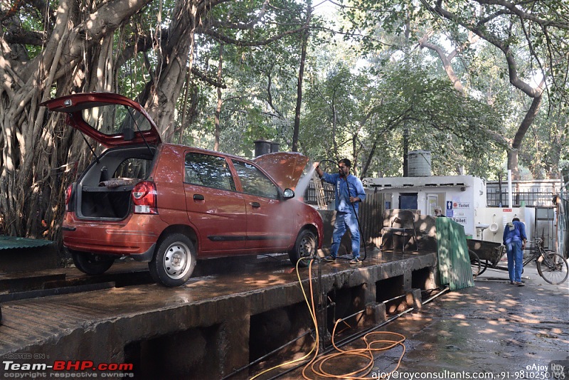 Is It necessary to clean under the hood of a car?-osc_2407.jpg
