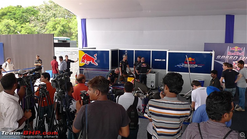Pics & Video : Red Bull Formula 1 Car Assembly & Engine Fire-up in Mumbai-p1000882.jpg