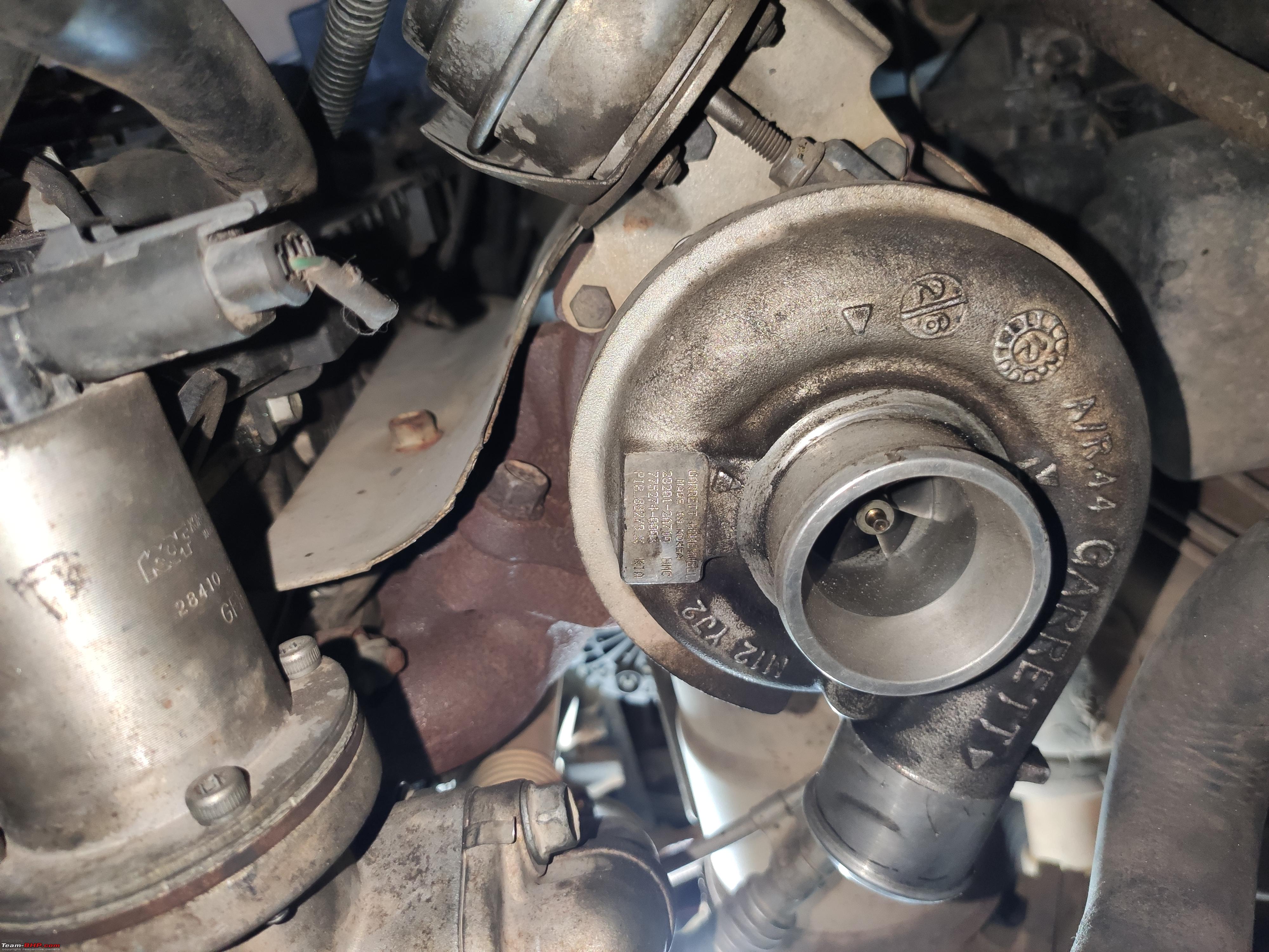Symptoms of a Failing Turbo: 9 Bad Turbocharger Signs 