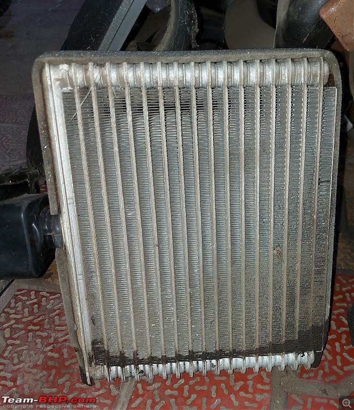 Aircons! Demystifying the car air-conditioning system, Part 2-wagonr_evapcore_leaking.jpg