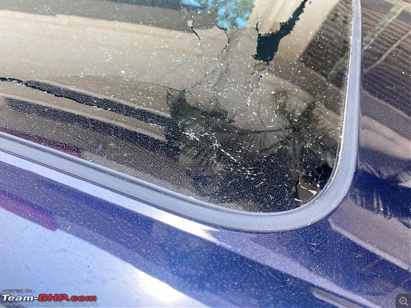 Sunroof cracks open on brand-new Mahindra XUV700-img20230412wa0012.jpg