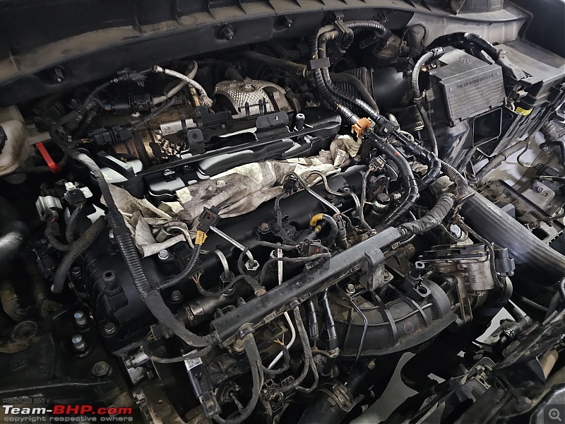 Engine failure in my diesel Tucson | EDIT: Now Resolved-engine-broken-tappet-cover.jpeg