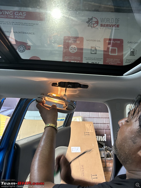 Jeep Compass: Successfully fixed the stubborn sunroof rattle-img_6452.jpeg