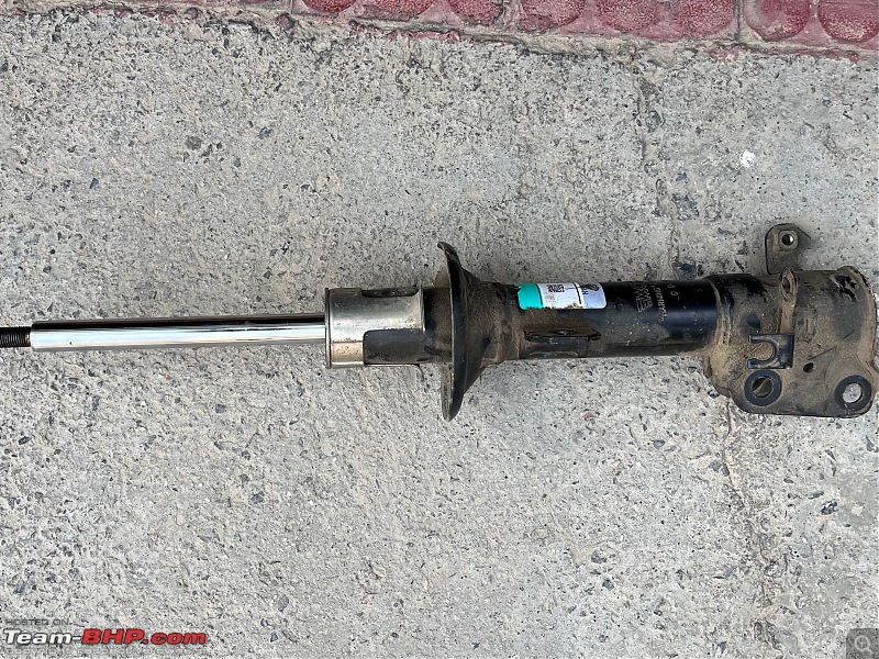 Camber Adjustment query & Camber Adjusting Bolts?-strut_rh.jpg