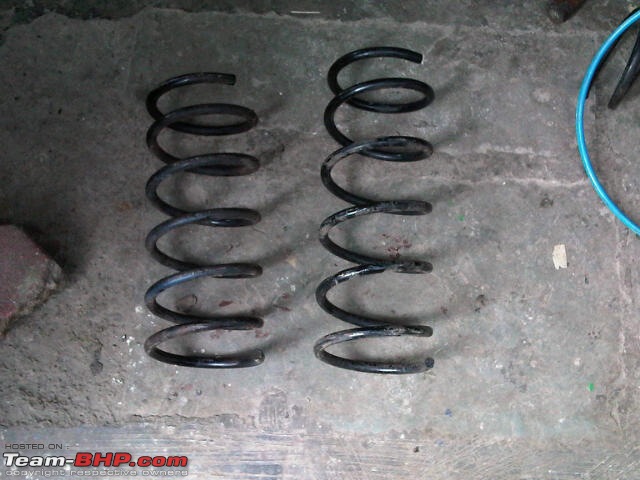 All 4shock absorbers gone in 1000kms-springs3.jpg