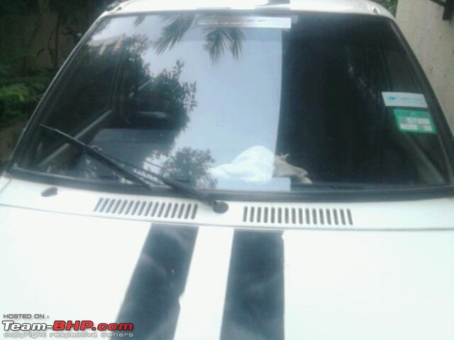 Maruti 800 Wiper mounts collapsed (due to rust)-800_wiper.jpg