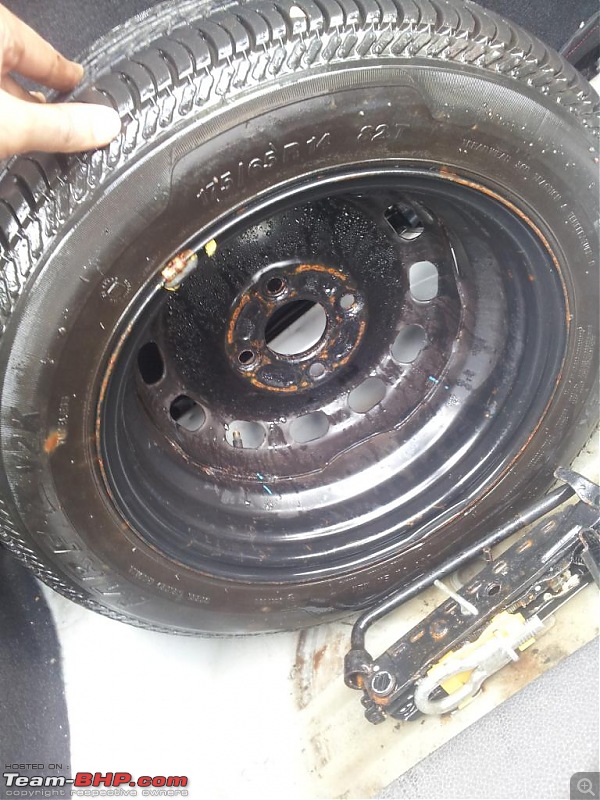 Leak in the Spare Wheel Well-20120628_144627.jpg
