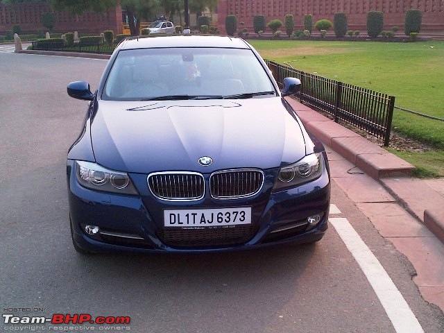 BMW 320D Exclusive: Deep Sea Blue with Oyster/Black Interiors-img2012102100119.jpg