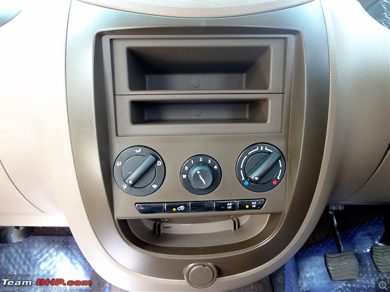 Mahindra Xylo - The Time of our Life @ 17 months / 15000 kms-xylodashboard1.jpg