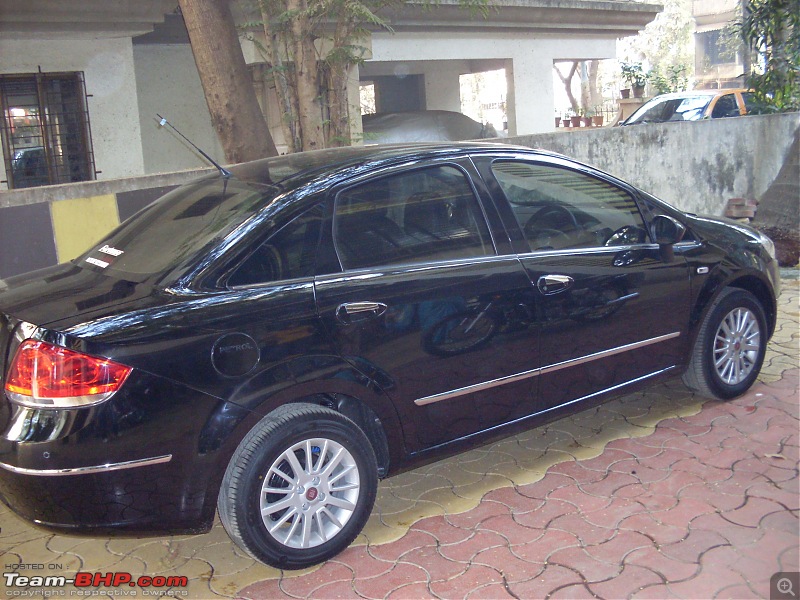 MY Fiat Linea Petrol Emotion Hip-Hop Black-car2.jpg