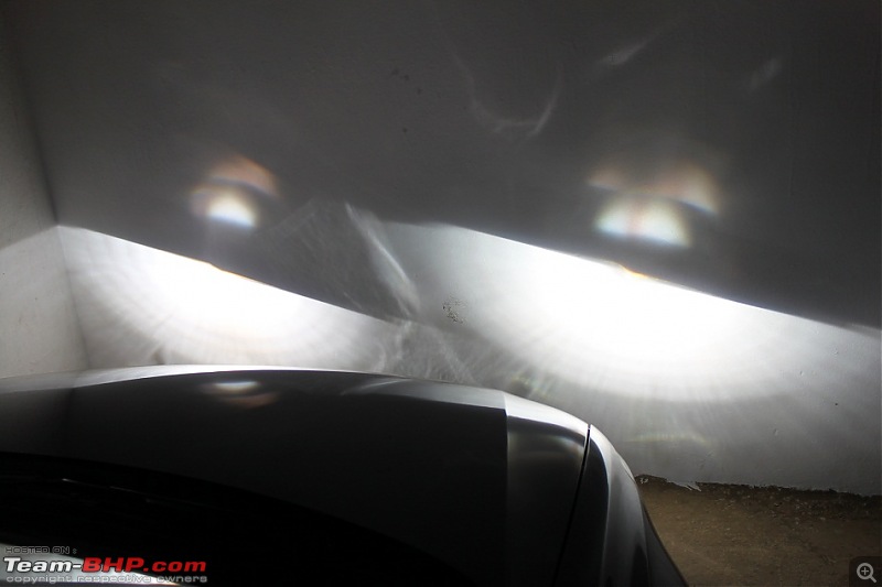 Shadow Blue Diamond - VW Vento TDI HL-beam_misalignment_3.jpg