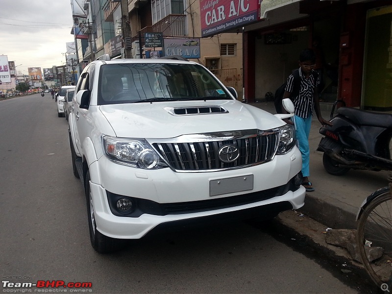 KL-31-E-X00X : 2013 Toyota Fortuner, the world is mine-20130821_174521.jpg