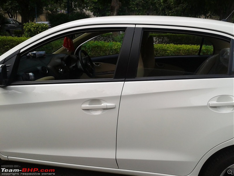 Unicorn - My White Honda Amaze VX i-DTEC-windows.jpg