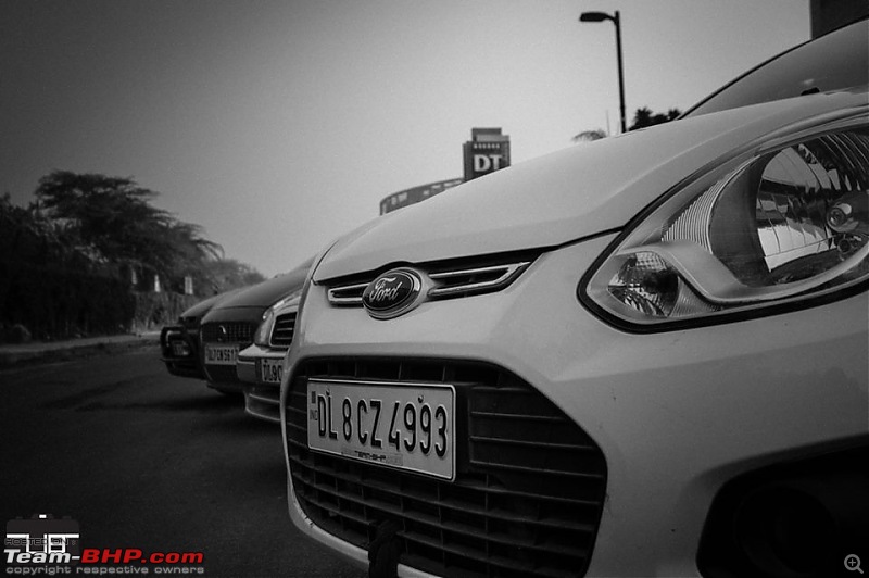 My 1st diesel: Diamond white Ford Figo ZXI. Interior Pics on Pg 3-1001277_10201633492578044_1756001637_n.jpg