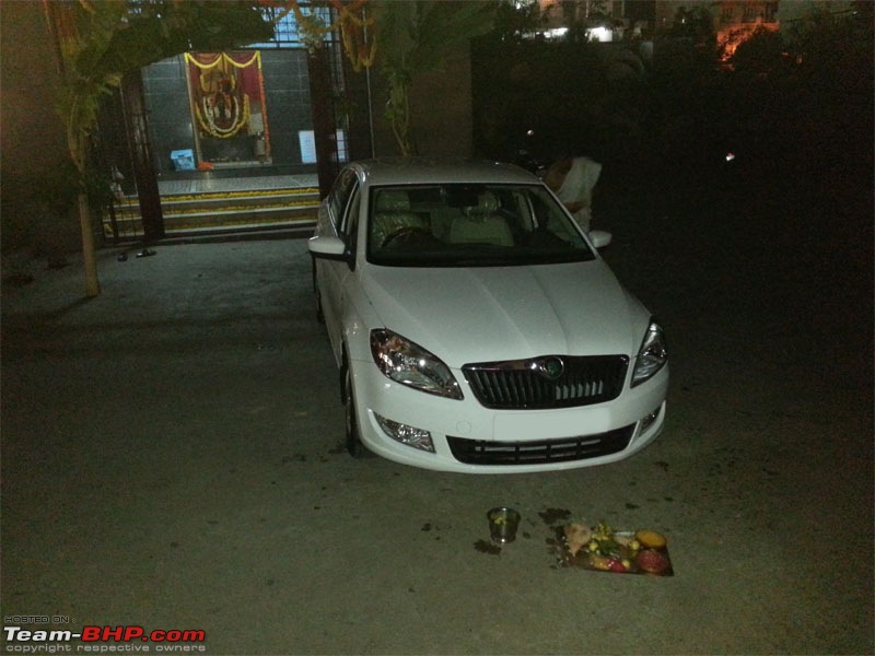 An Avalanche : My Candy White Skoda Rapid 1.6 TDI-img_1.jpg