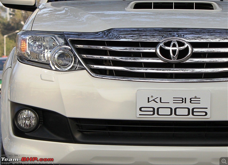 KL-31-E-X00X : 2013 Toyota Fortuner, the world is mine-img_2472.jpg