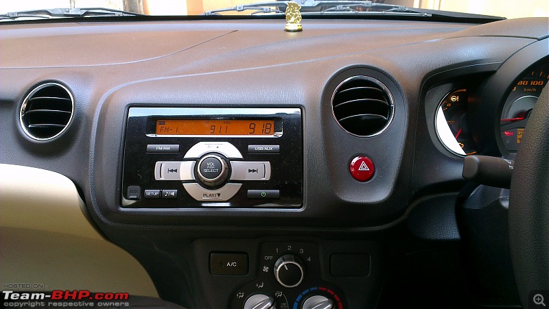 Review: 1st-gen Honda Amaze (2013)-dashboard.jpg