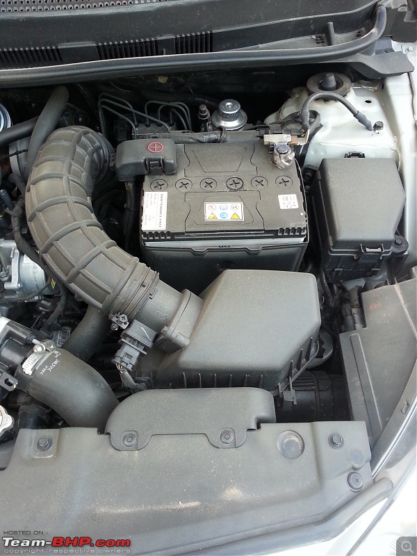 Hyundai Verna Fluidic SX 1.6L Diesel: The Street Hawk-engine-pics-3.jpg