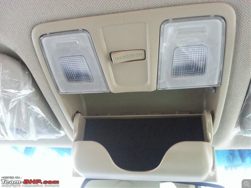 Hyundai Verna Fluidic SX 1.6L Diesel: The Street Hawk-cabin-lights-2.jpg
