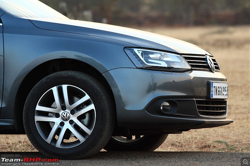 Platinum Grey VW Jetta 2.0 TDI Highline DSG comes home EDIT: Sold!-front-side-view.jpg