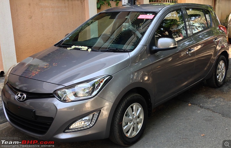 Rs. 1 Lakh per cupholder - My 2014 Hyundai i20 Asta CRDi-img_1005.jpeg