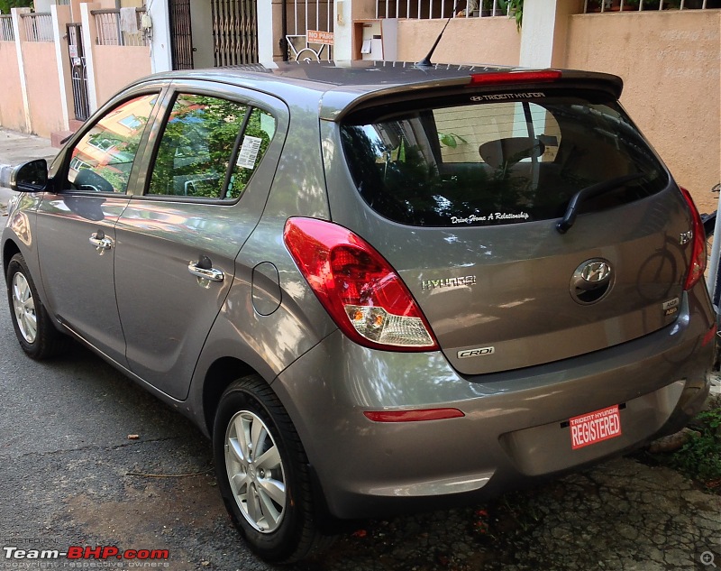 Rs. 1 Lakh per cupholder - My 2014 Hyundai i20 Asta CRDi-img_1009.jpg