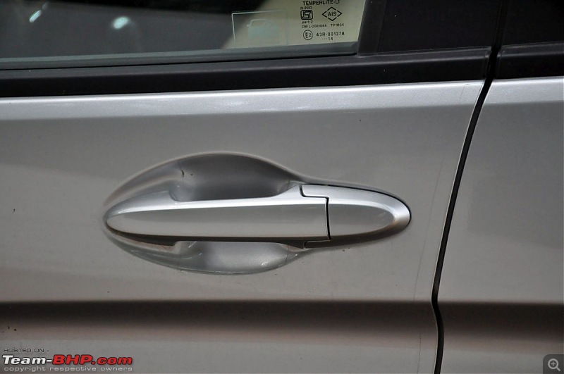 My '14 Honda City SV-MT Petrol, Silver-0403handle.jpg