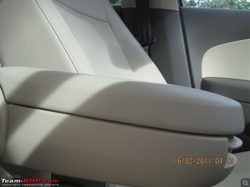 My new ride - Volkswagen Vento TDI Highline-frontarmrestfinal.jpg