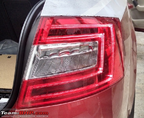 Review: Skoda Octavia (3rd-gen)-octy_led_taillight.jpg