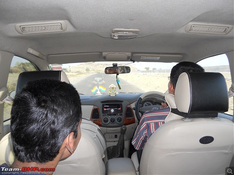 Toyota Innova: My Pre-worshipped Black Workhorse-nh50-viewed-inside-bw.jpg