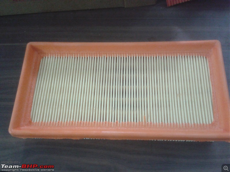 Review: 1st-gen Maruti Ertiga-air-filter3.jpg